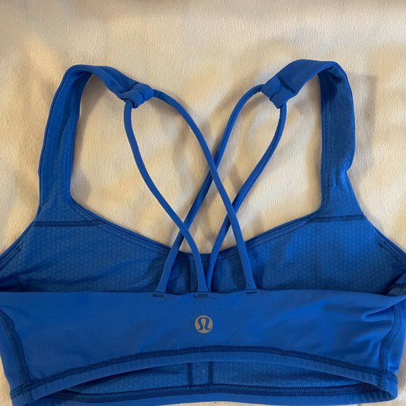 Lululemon - Free to be Bra - size 4 - Picture 2 of 2